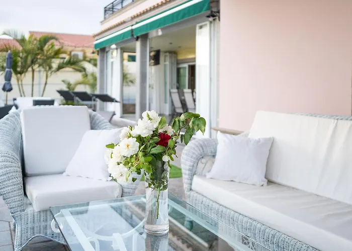 Dalara Maspalomas, Private Pool And Jacuzzi וילה מספאלומס