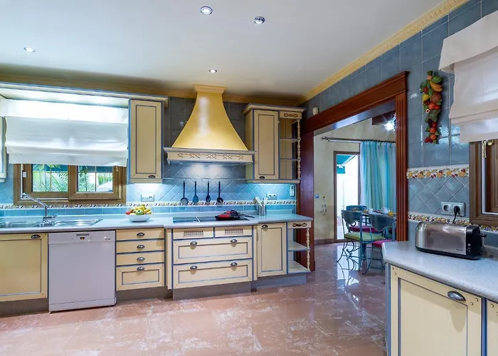 Dalara Maspalomas, Private Pool And Jacuzzi Vila